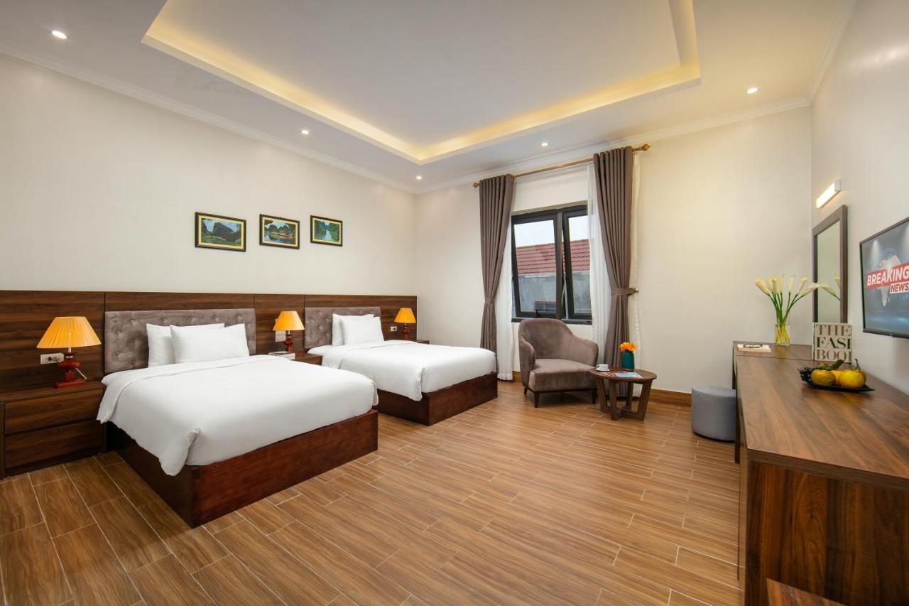 Nam Hoa Hotel Ниньбинь Экстерьер фото
