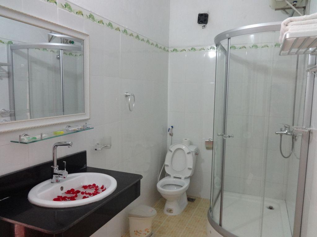 Nam Hoa Hotel Ниньбинь Экстерьер фото